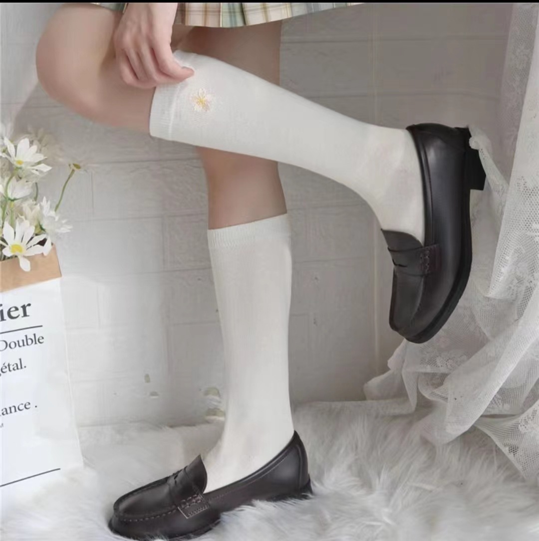 Embroidery Uniforms - Chaussettes d'uniforme JK japonaises mignonnes pour