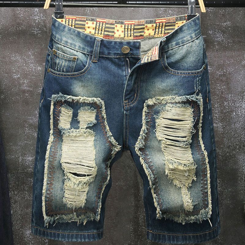 Embroidery Motif - Nouveau short en jean déchiré brodé