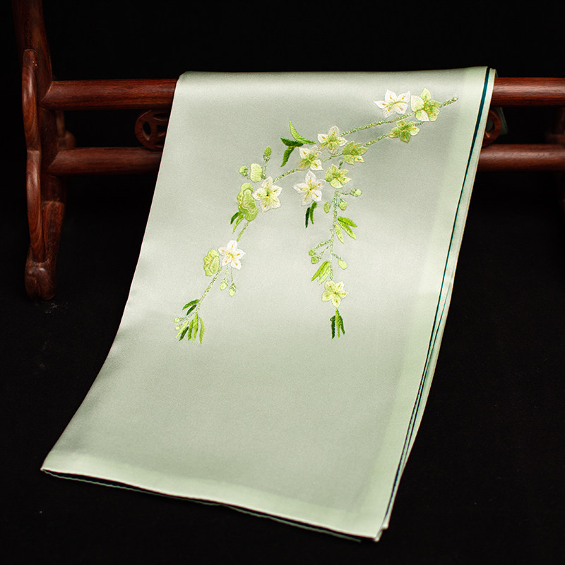 Écharpe en pure soie brodée de - Embroidery Gift avis et prix