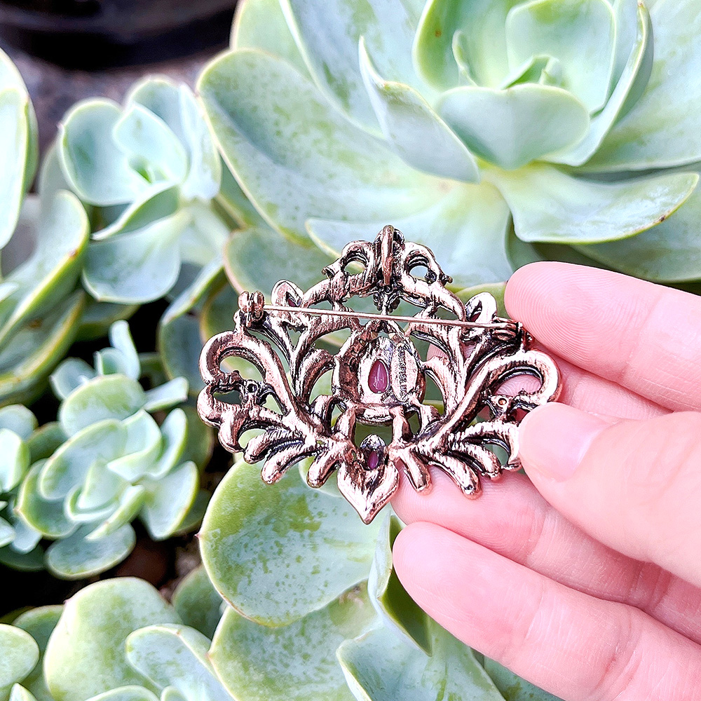 Broche Vintage turque pour fem - Embroidery Eyebrow avis et prix