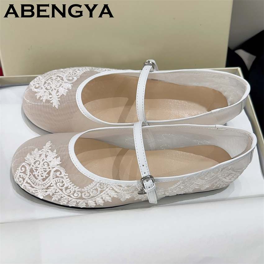 Chaussures plates brodées en d - Embroidery Lace avis et prix